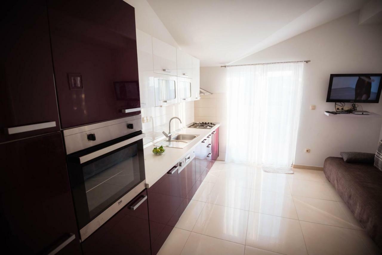 Apartmani Bare I Danica Grebastica Exterior photo
